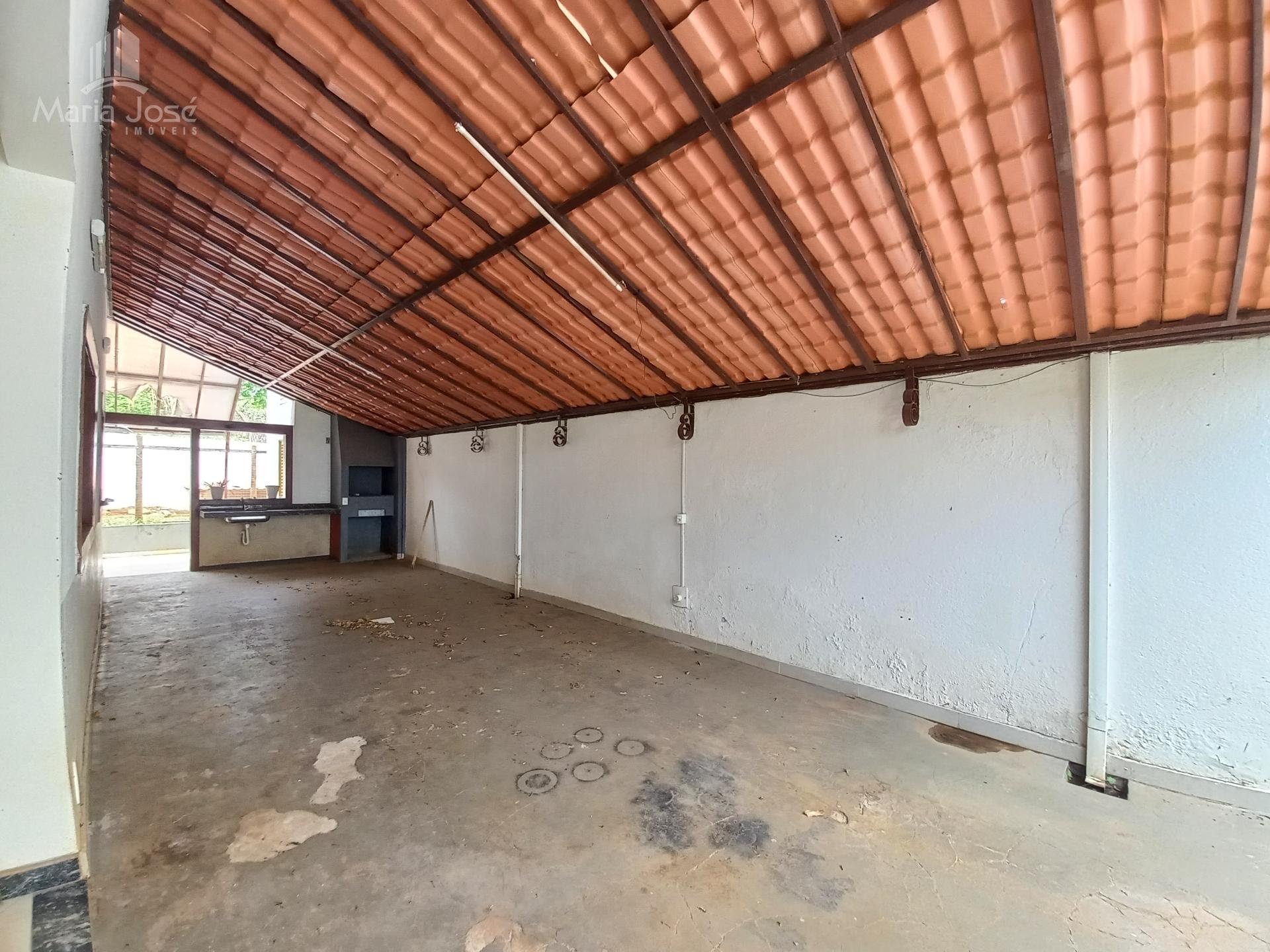 Casa à venda com 2 quartos, 1 banheiro, 2 vagas e 110m² no Iporanga, Sete Lagoas (MG) — foto 8 de 22