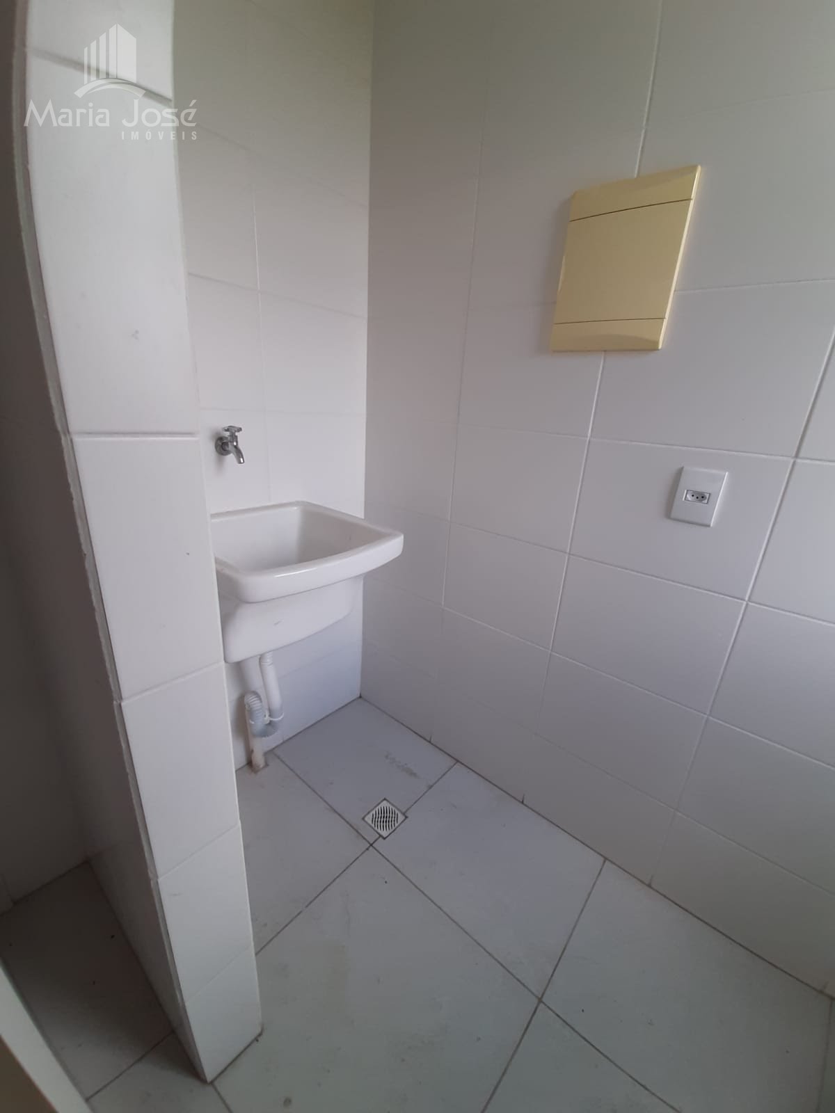 Apartamento à venda com 2 quartos, 1 banheiro, 2 vagas e 71m² no Ouro Branco, Sete Lagoas (MG) — foto 9 de 30