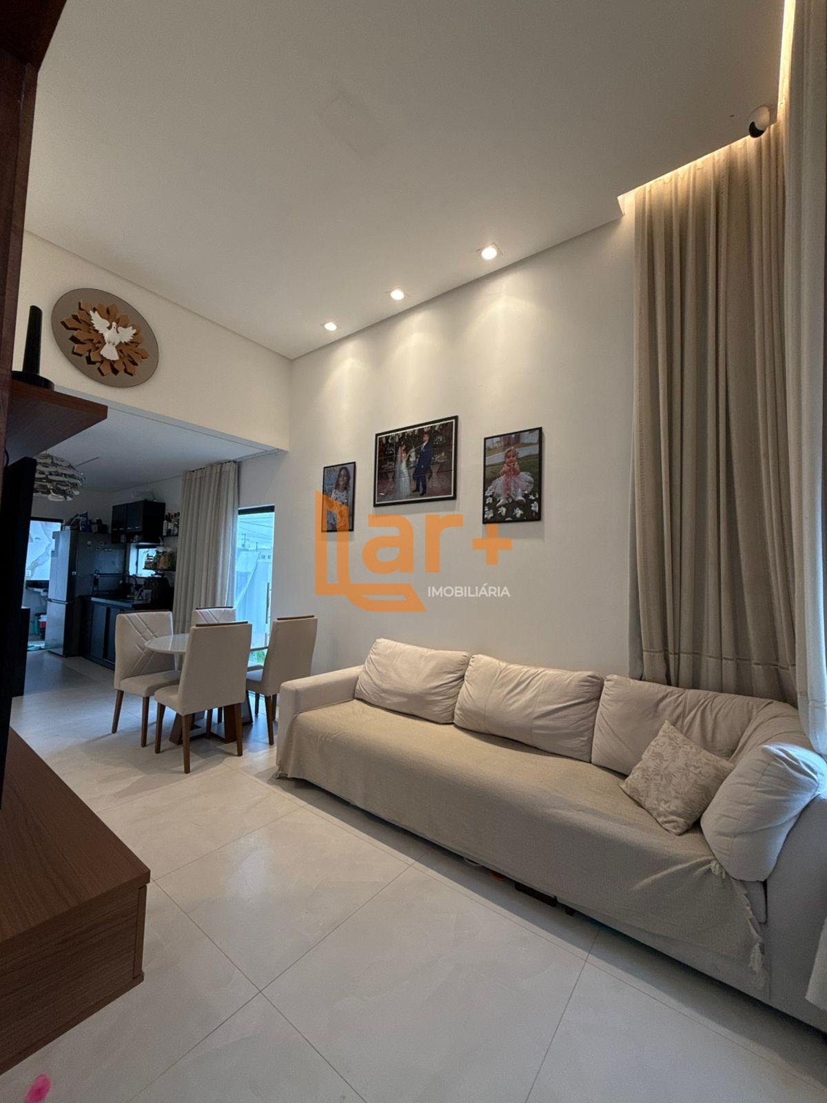 Casa à venda com 3 quartos, 2 banheiros, 2 vagas e 115m² no Olhos D'água, Barra dos Coqueiros — foto principal