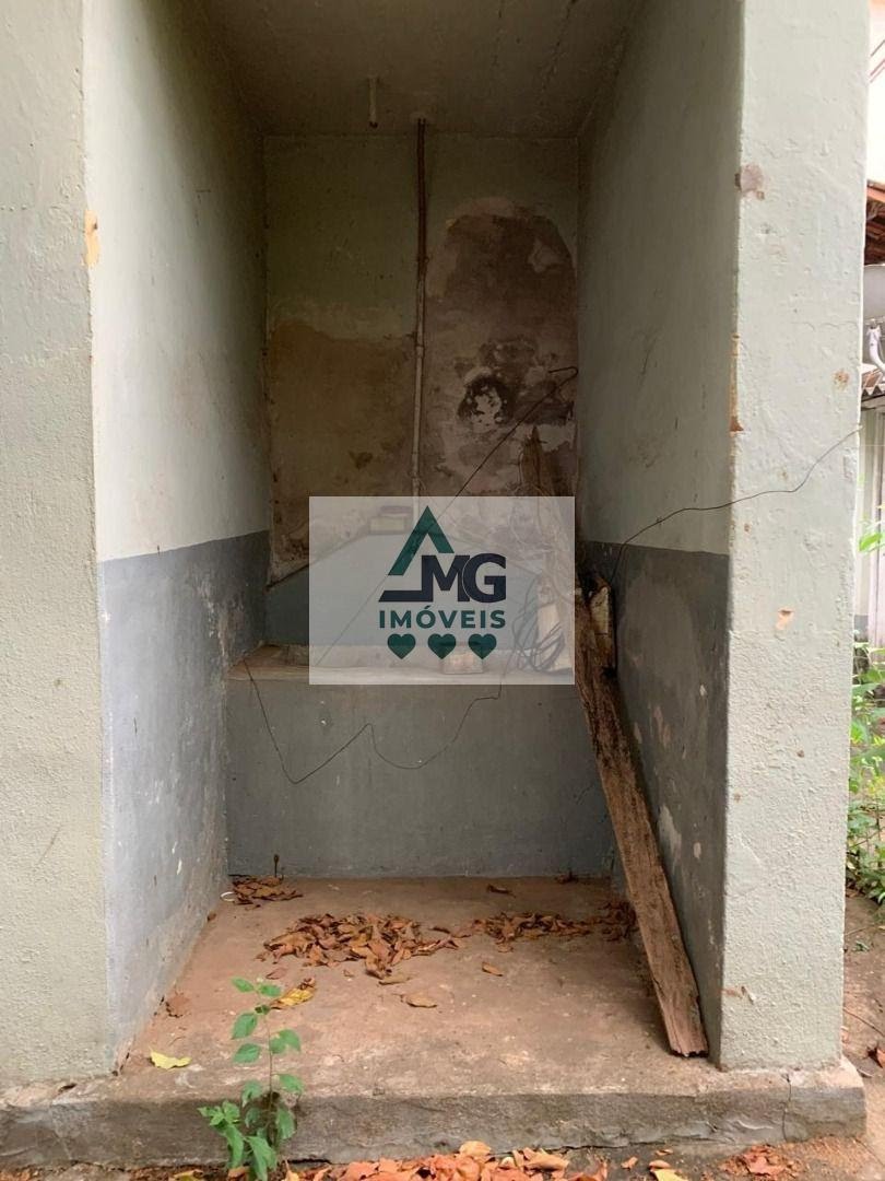 Casa à venda com 3 quartos, 1 banheiro e 330m² no Centro, Três Corações (MG) — foto 13 de 17