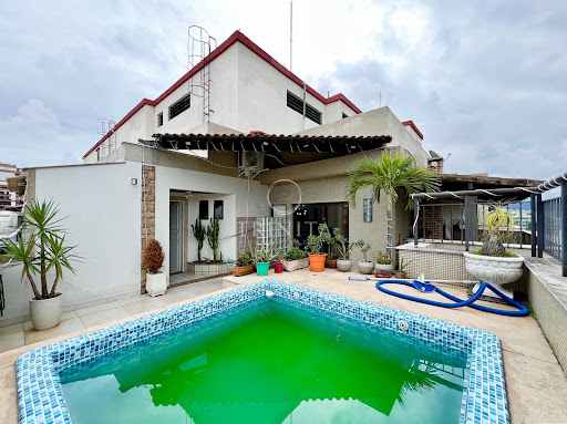 Piscina - Lyon - Trinità