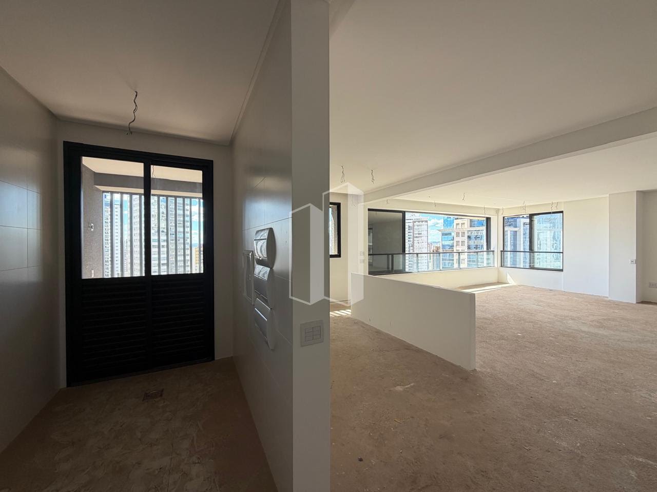 Apartamento à venda com 4 quartos, 4 suítes, 4 vagas e 274m² no Setor Oeste, Goiânia (GO) — foto 7 de 23