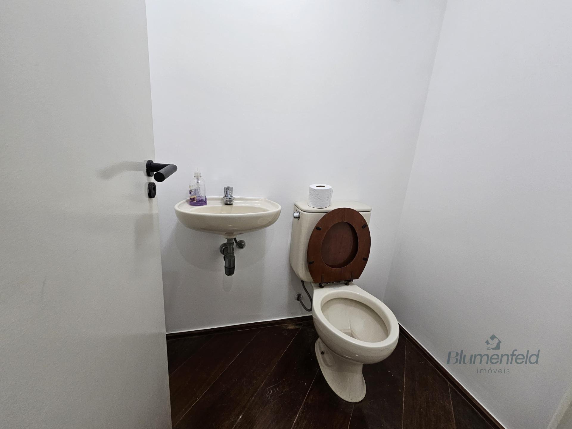 Apartamento para alugar com 3 quartos, 1 suíte, 1 vaga e 120m² no Moema, São Paulo (SP) — foto 23 de 28