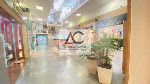 Sala no Lanna Shopping em Palmeiras  -  Ponte Nova
