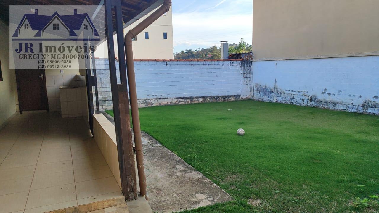Casa à venda com 3 quartos, 2 banheiros, 3 vagas e 100m² no Centro, Piranguinho (MG) — foto 16 de 28