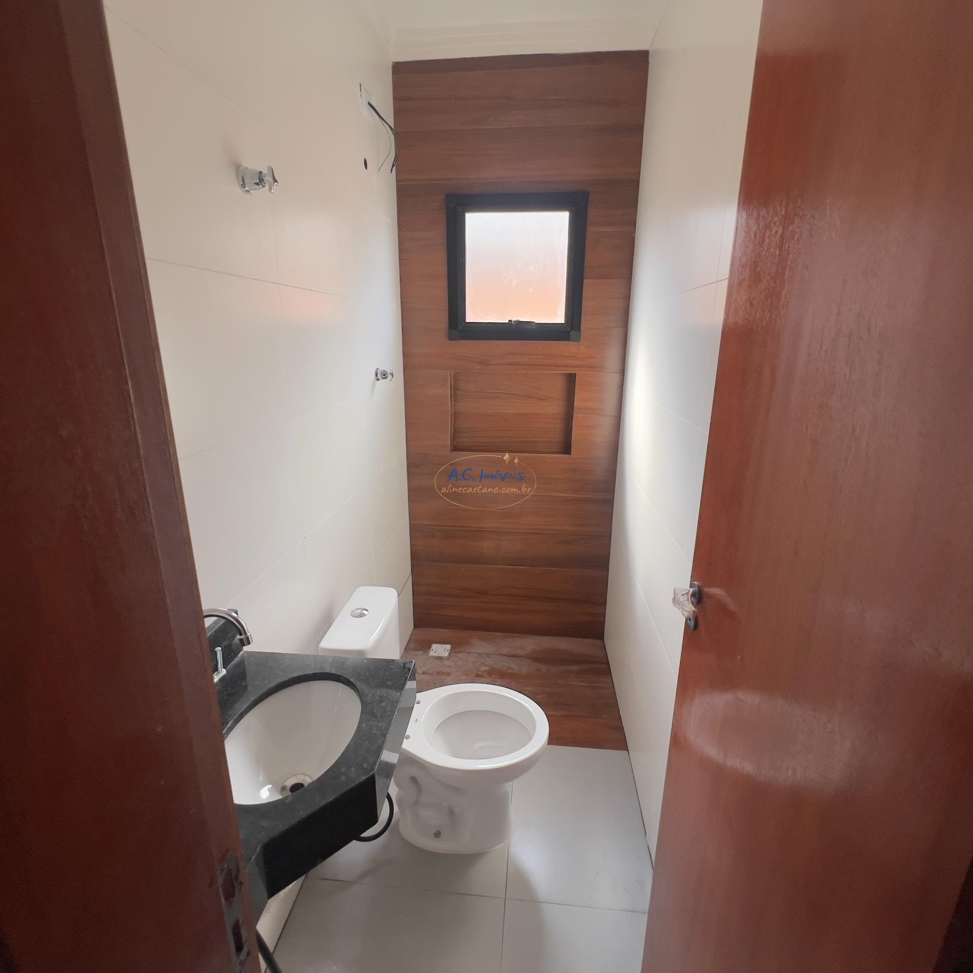 Casa à venda com 2 quartos, 2 banheiros, 1 vaga e 55m² no Jardim Imperador, Praia Grande (SP) — foto 11 de 18
