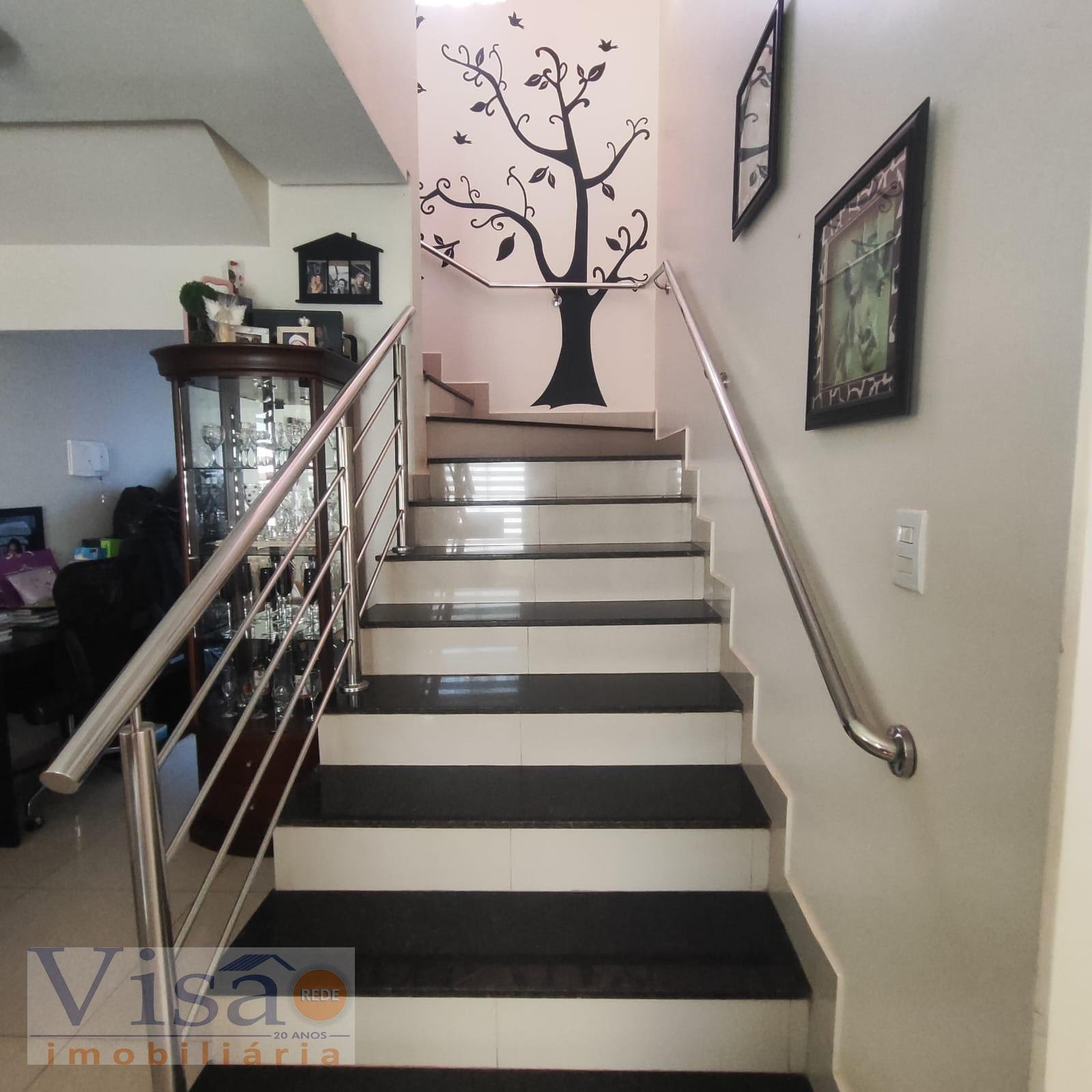 Casa à venda com 3 quartos, 1 suíte, 2 vagas e 250m² no Prado, Paracatu (MG) — foto 7 de 20