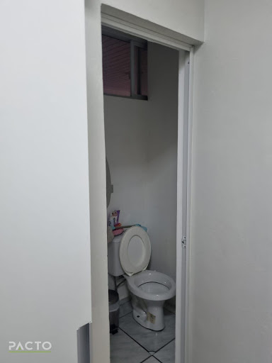 Apartamentos e sala no centro