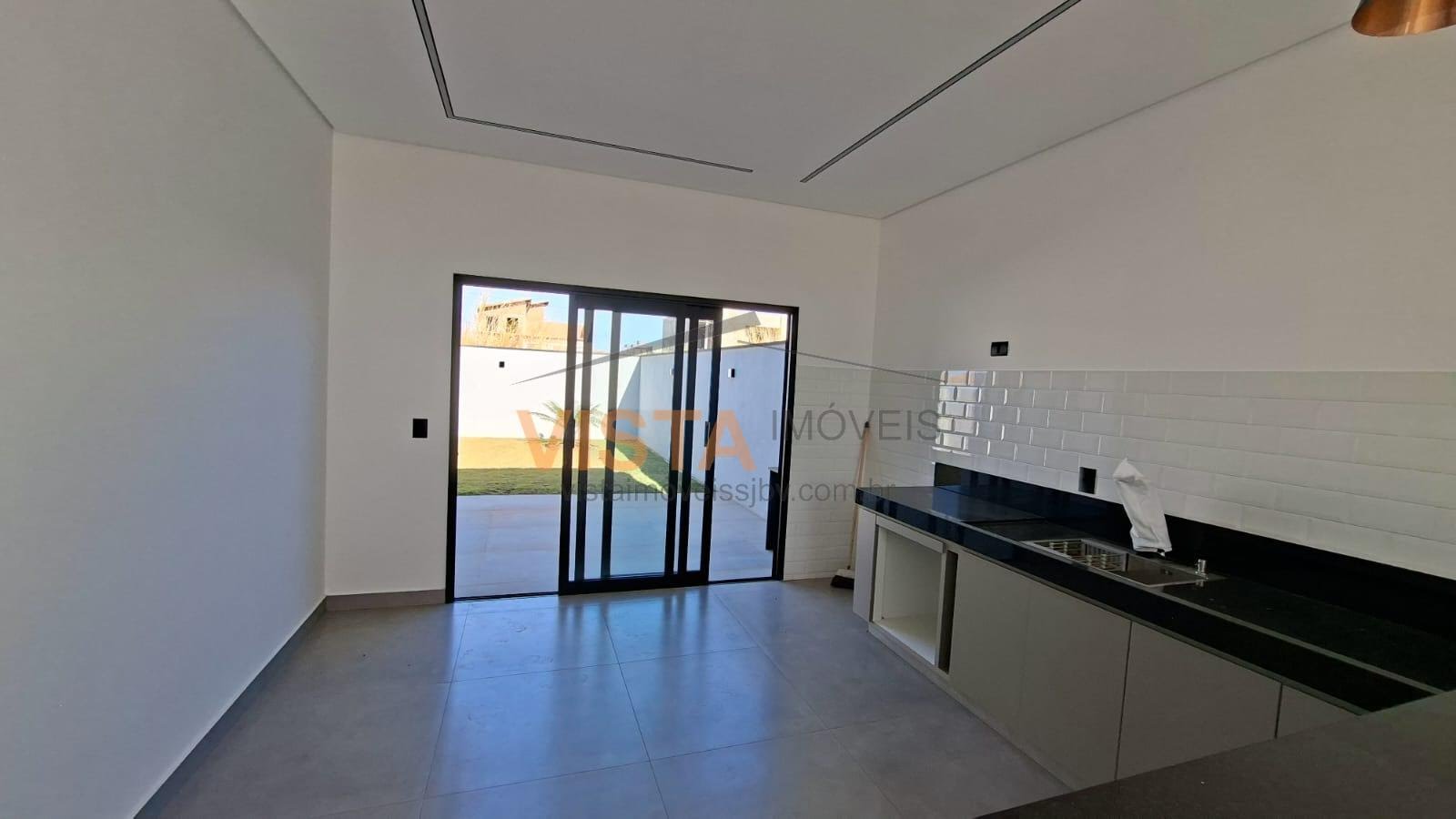 Casa à venda com 2 quartos, 1 suíte, 2 vagas e 120m² no Portal da Aliança II, São João da Boa Vista (SP) — foto 8 de 18