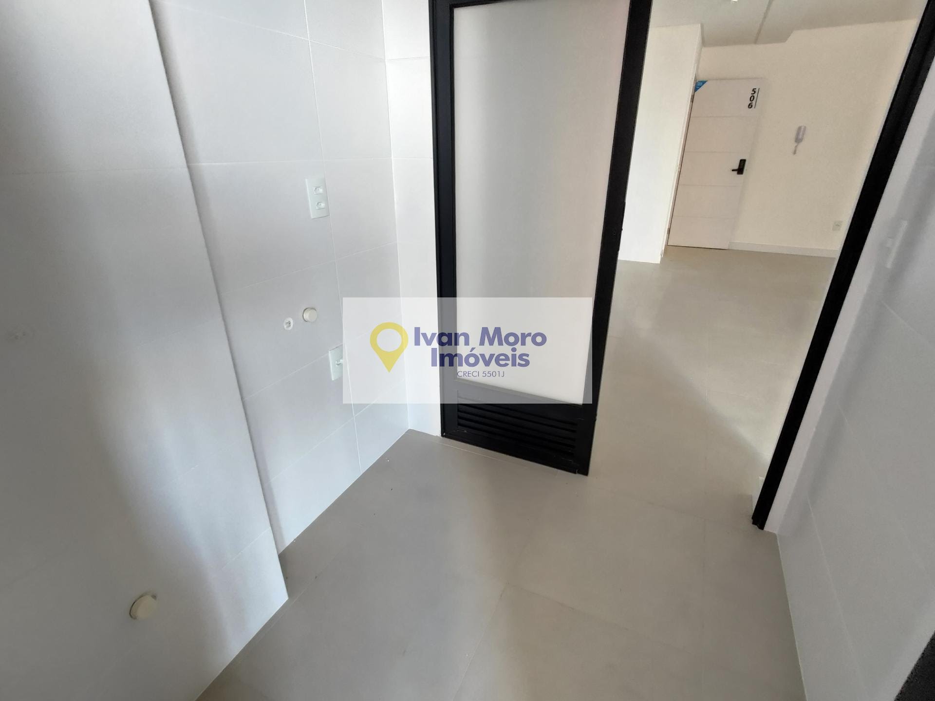 Apartamento à venda com 3 quartos, 3 suítes, 2 vagas e 110m² no Centro, Florianópolis (SC) — foto 18 de 30