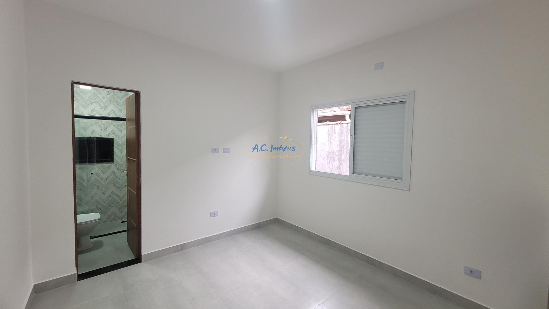 Casa à venda com 2 quartos, 1 suíte, 2 vagas e 80m² no Vila Tupi, Praia Grande (SP) — foto 13 de 27