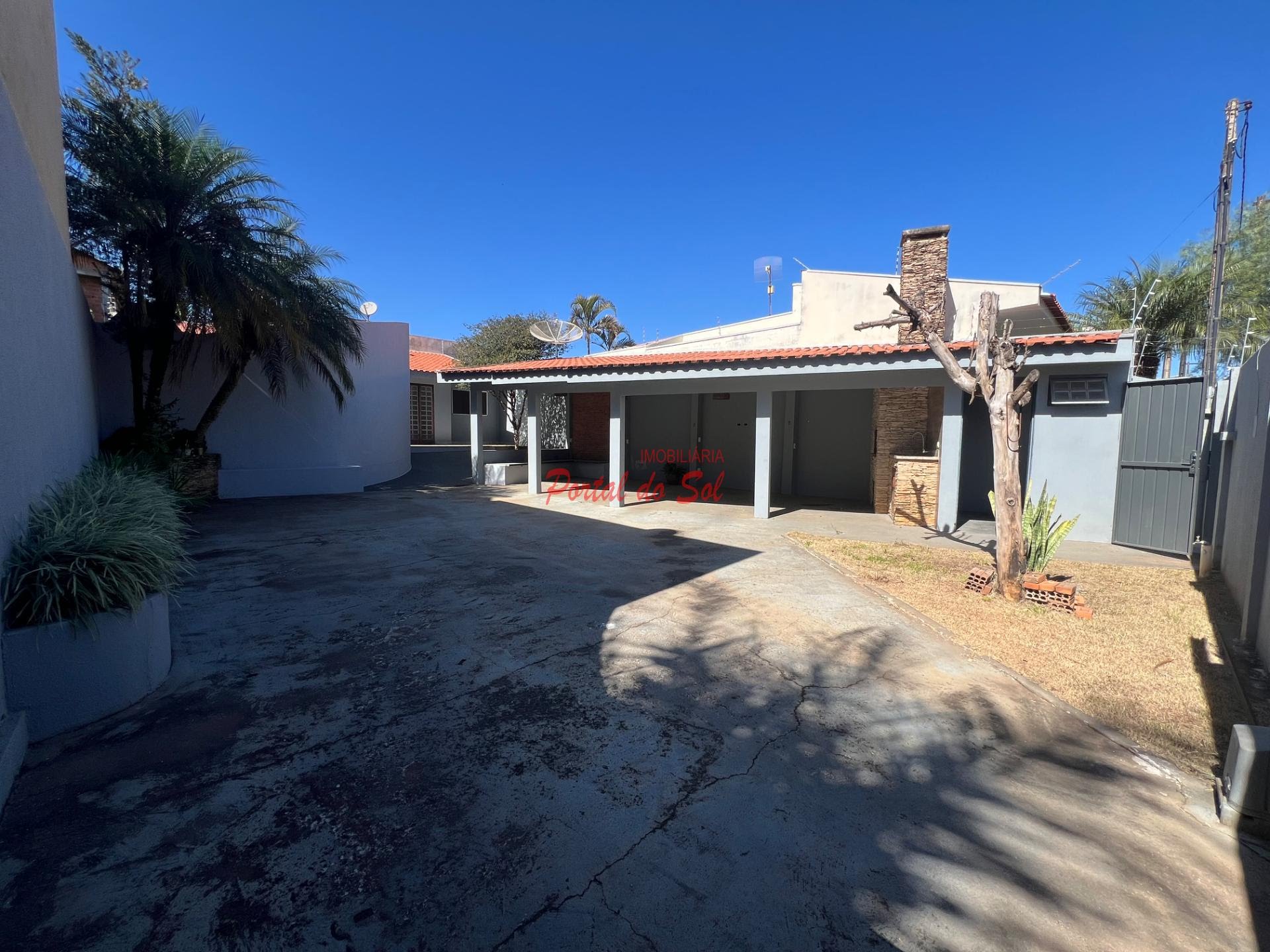 Casa à venda com 2 quartos, 2 banheiros, 3 vagas e 275m² no Jardim Moralina, Santo Antônio da Platina (PR) — foto 3 de 17