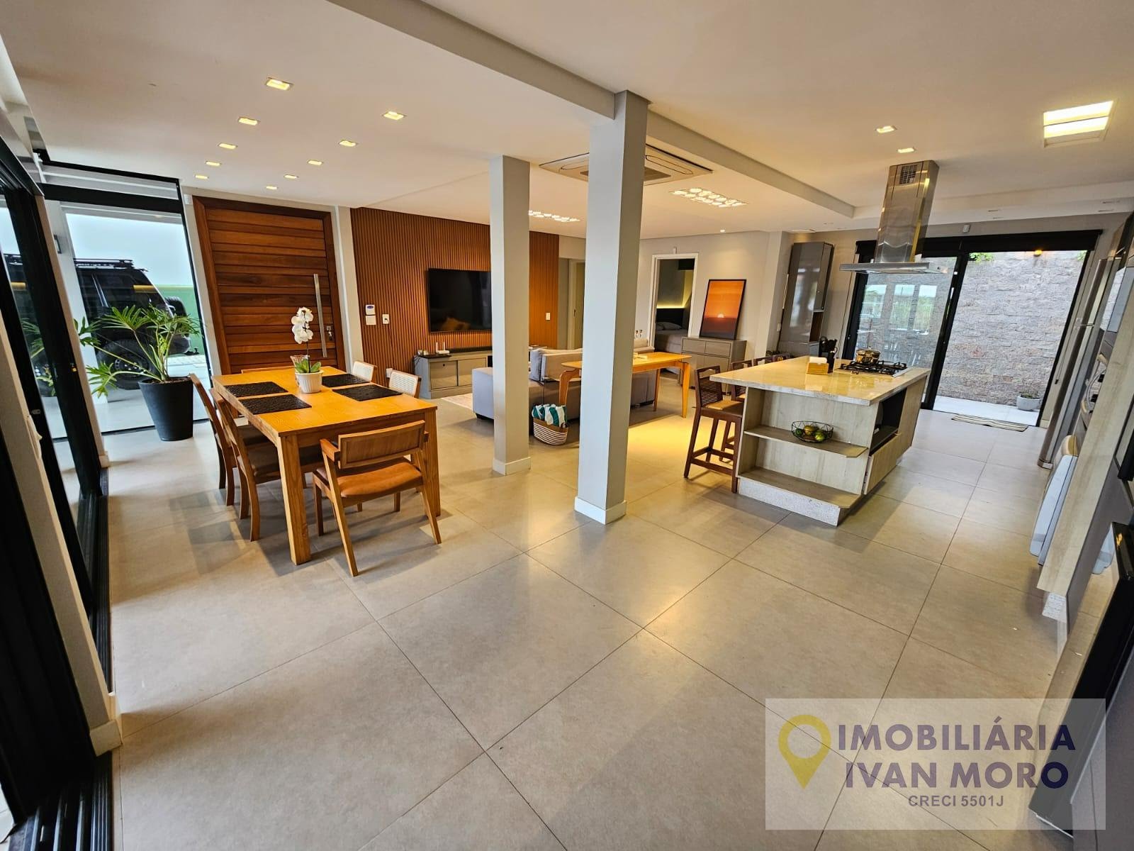 Casa para alugar com 3 quartos, 1 suíte, 3 vagas e 159m² no Daniela, Florianópolis (SC) — foto 13 de 30