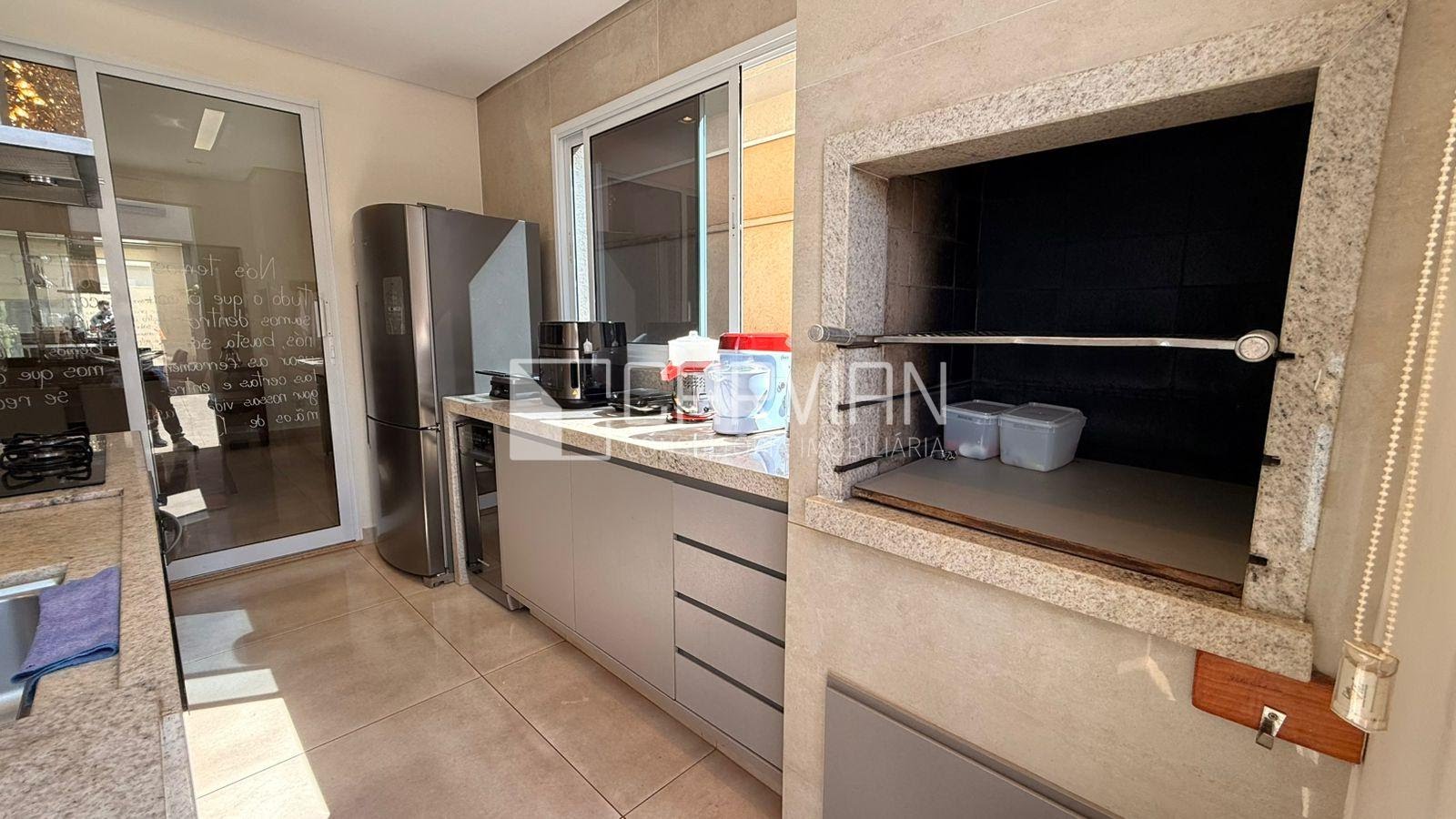 Casa à venda com 4 quartos, 4 suítes, 4 vagas e 266m² no Jardim Cybelli, Ribeirão Preto (SP) — foto 12 de 30