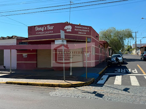 Casa Comercial em Avenida Padre Pio Corso  -  Santa Rita do Passa Quatro