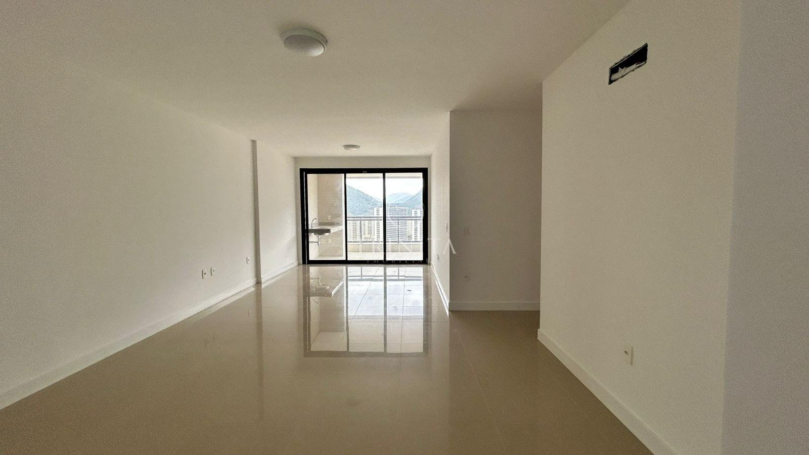 sala-trinitaimobiliaria-elos-ilhapura