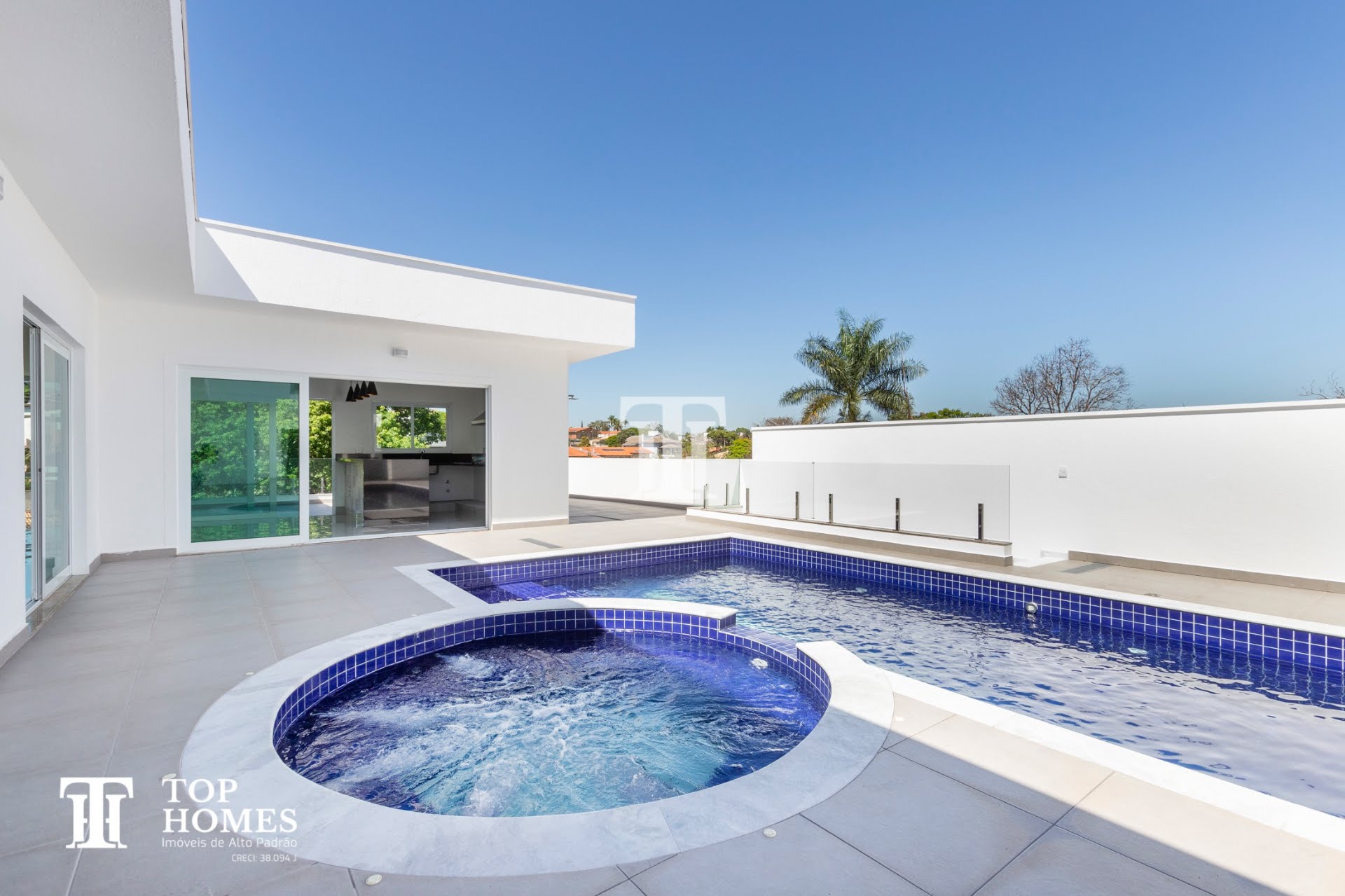 Casa/imóvel de alto padrão à venda no condomínio Estância Marambaia em Vinhedo/SP