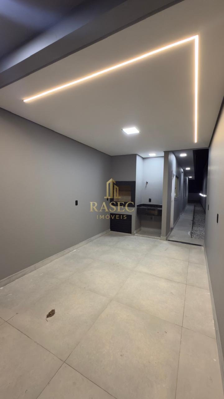 Casa à venda com 3 quartos, 1 suíte, 2 vagas e 109m² no São João, Brusque (SC) — foto 4 de 13
