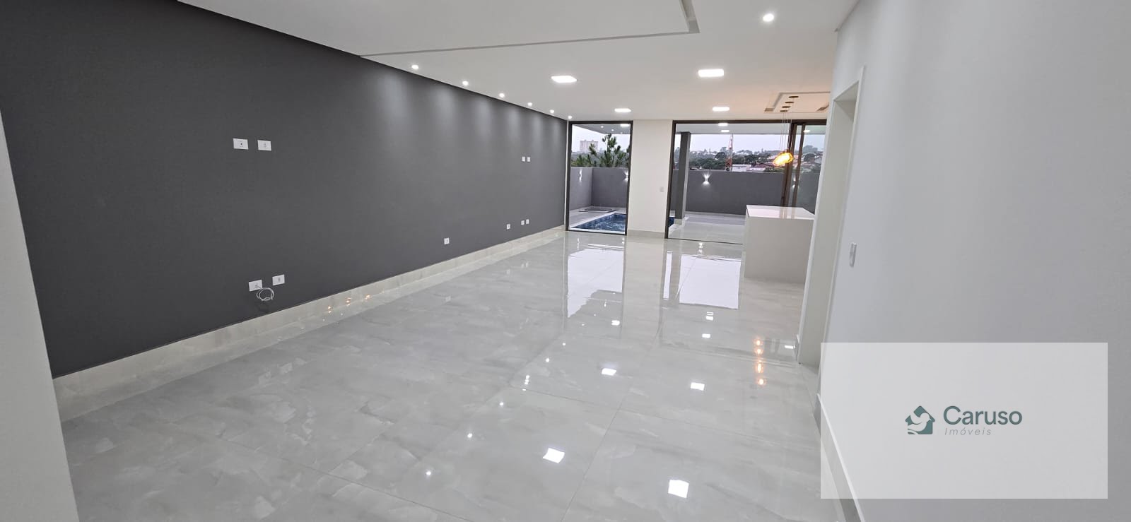 Casa à venda com 4 suítes, 4 vagas e 300m² no Condomínio Real Park, Arujá (SP) — foto 18 de 26