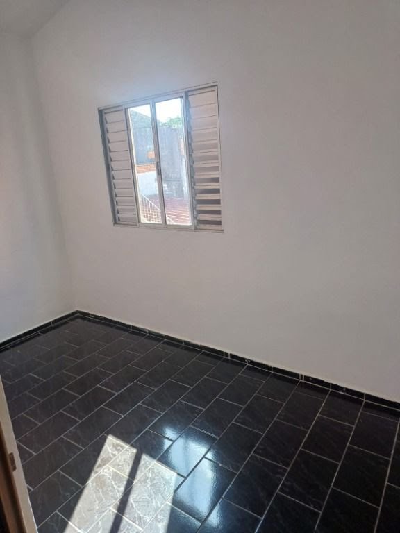 Casa à venda com 3 quartos, 1 suíte e 200m² no Vila Riman, Arujá (SP) — foto 22 de 24