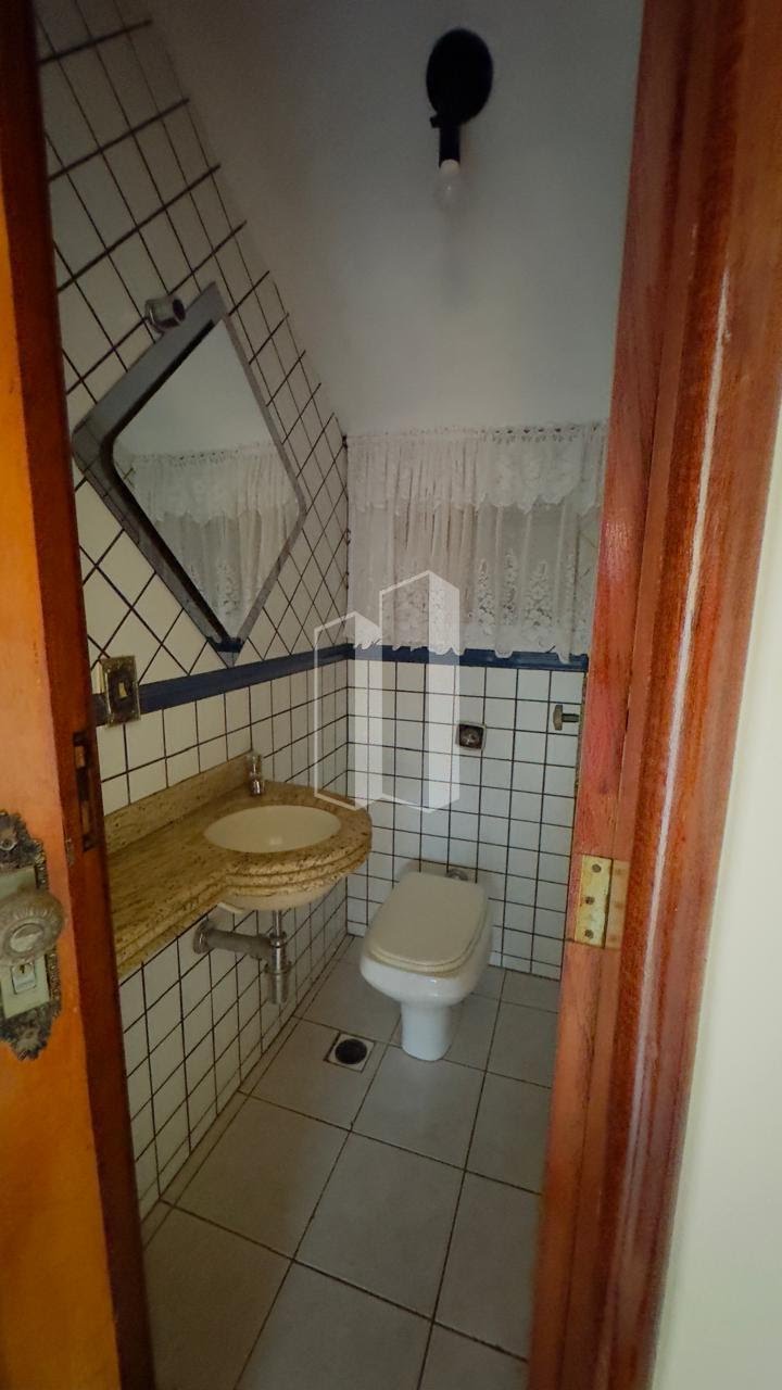Casa, 4 quartos, 253 m² - Foto 25