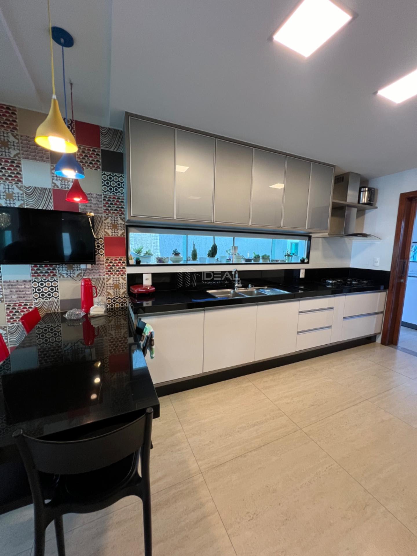 Casa à venda com 5 quartos, 4 suítes, 4 vagas e 330m² no Parque Santo Amaro, Campos dos Goytacazes (RJ) — foto 15 de 30