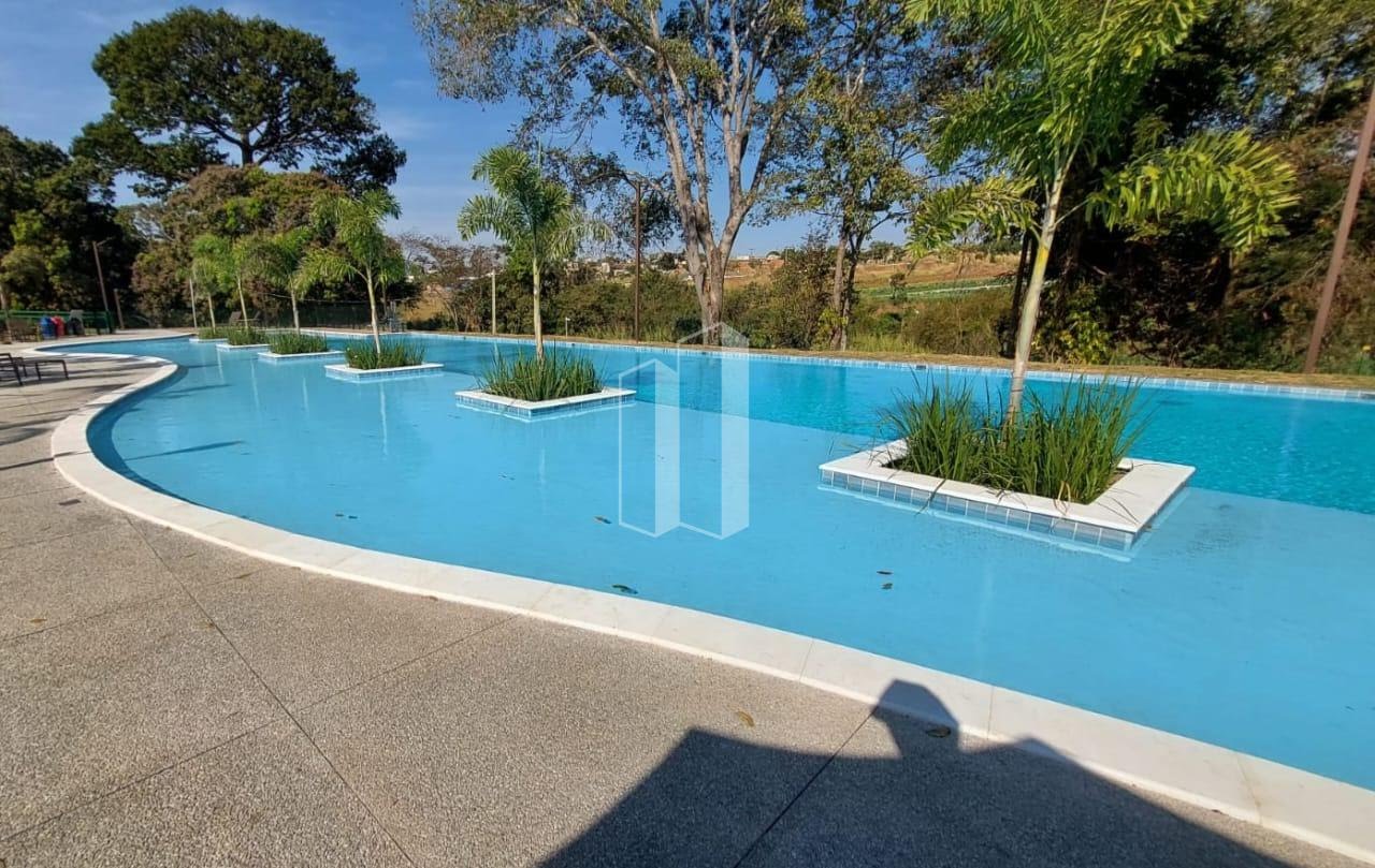 Terreno à venda com 212m² de terreno no Jardins Versalhes, Aparecida de Goiânia (GO) — foto 3 de 7