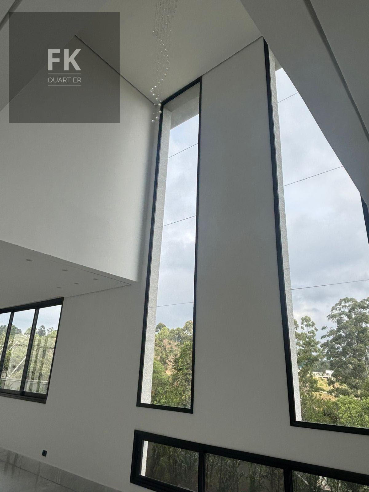 Casa à venda com 4 quartos, 4 suítes, 4 vagas e 424m² no Cidade Tamboré, Santana de Parnaíba (SP) — foto 5 de 22