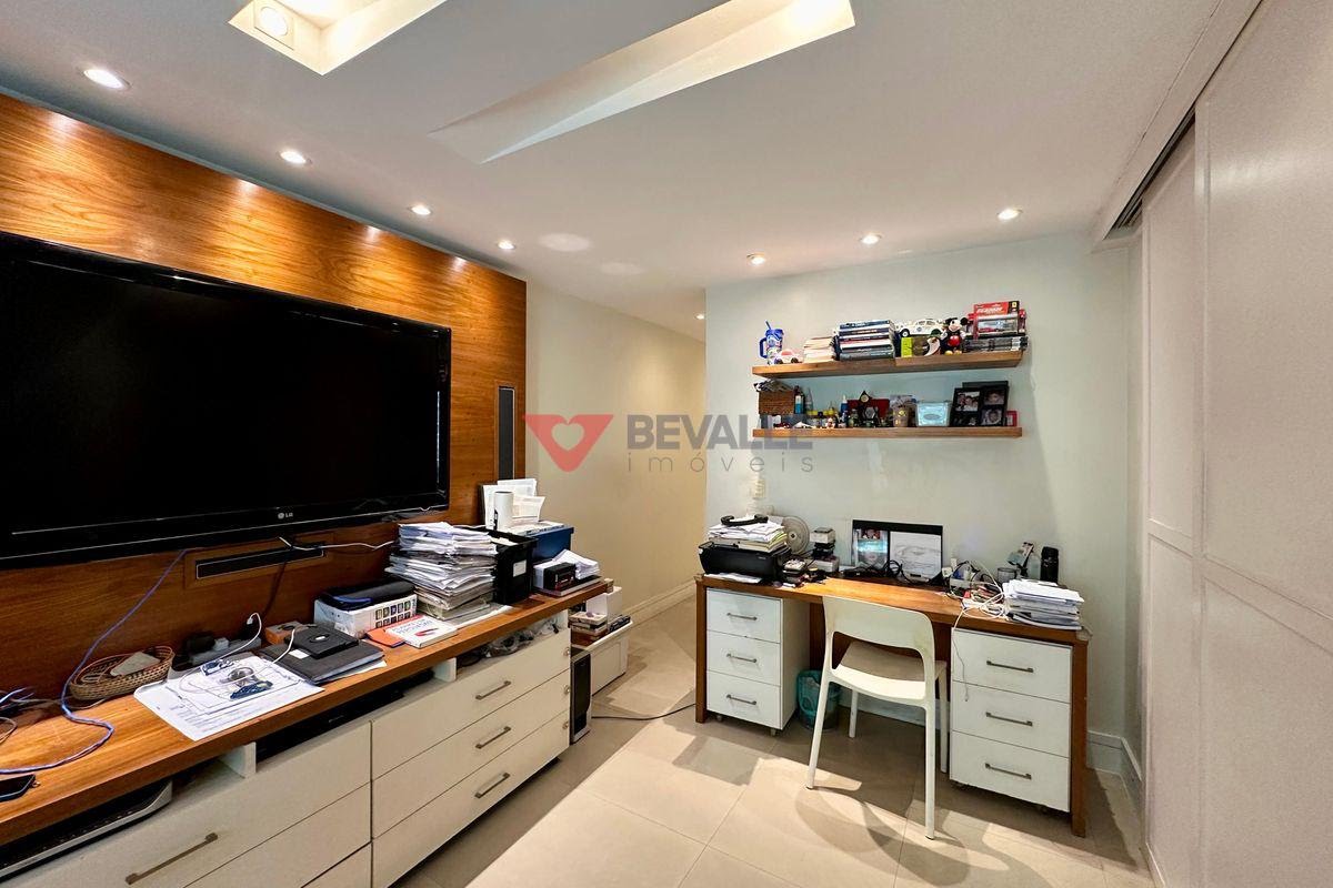 Apartamento à venda com 3 quartos, 3 suítes, 2 vagas e 155m² no Laranjeiras, Rio de Janeiro (RJ) — foto 8 de 30