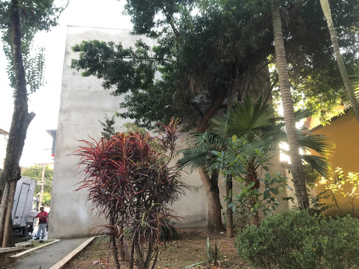 Parede dos fundos do prédio 