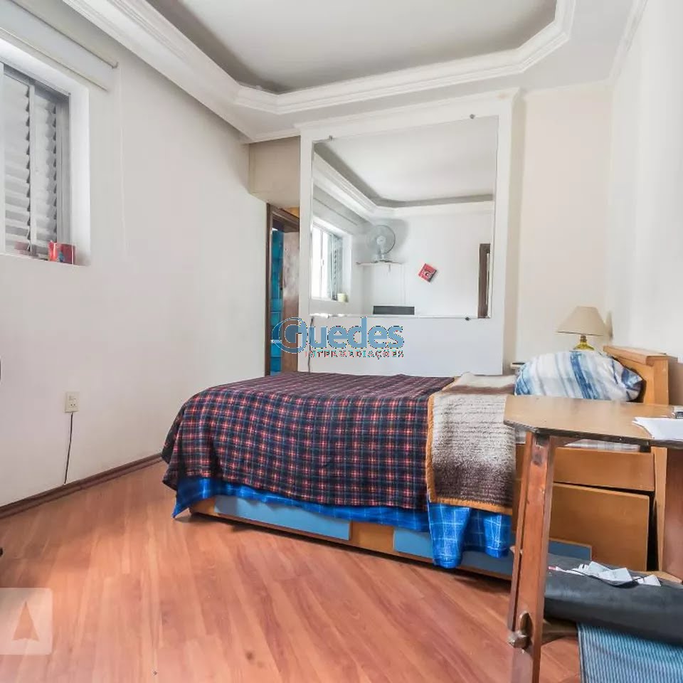 Casa à venda com 7 quartos, 1 suíte, 2 vagas e 250m² no Santo Amaro, São Paulo (SP) — foto 18 de 30