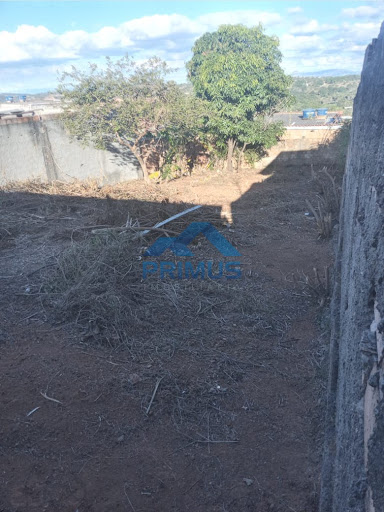 Lote / Terreno em Vale dos Araçás Segunda Seção  -  Mateus Leme