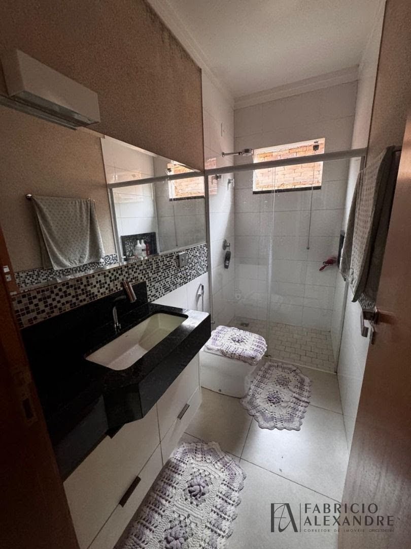Casa à venda com 3 quartos, 1 suíte, 2 vagas e 390m² no Residencial Santa Cruz, São José do Rio Preto (SP) — foto 20 de 24