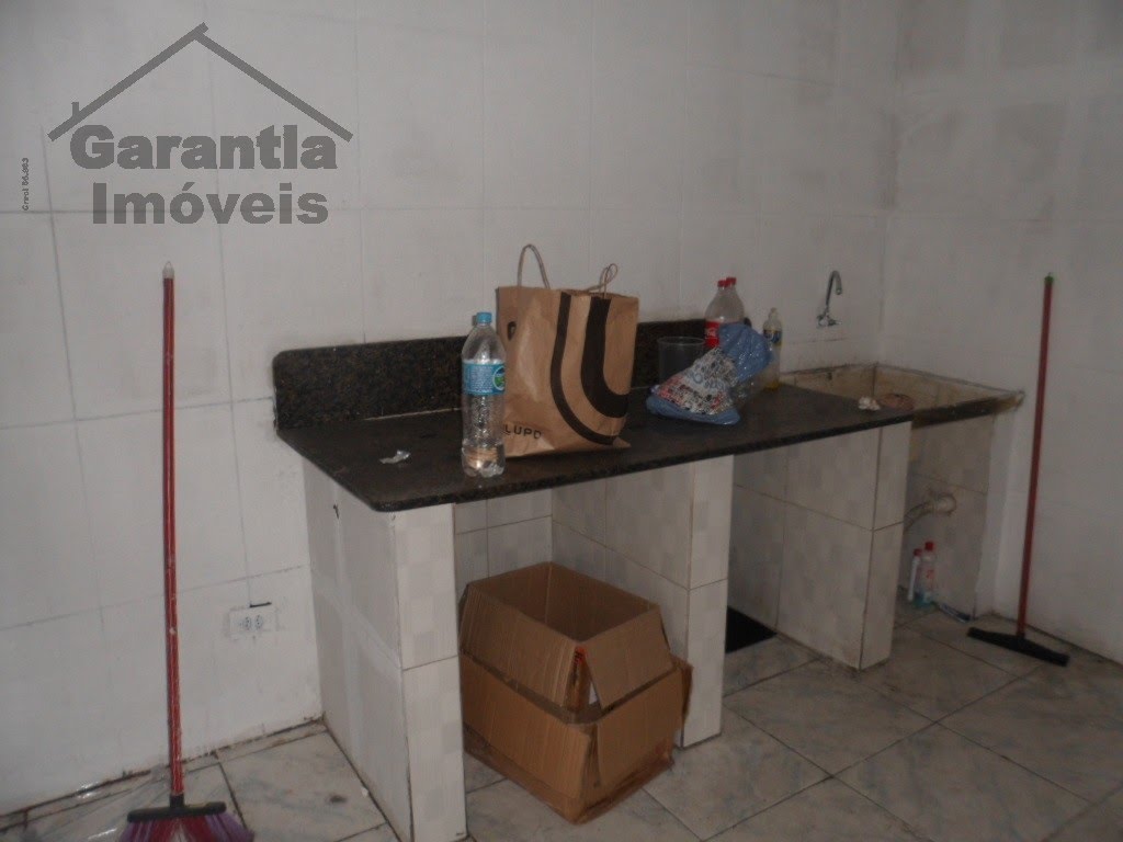 Casa à venda com 2 quartos, 2 banheiros e 136m² no Jardim Padroeira, Osasco (SP) — foto 13 de 24