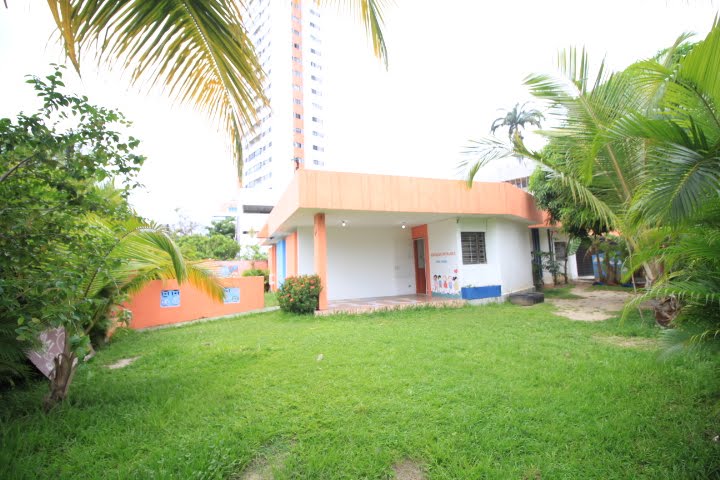 casa para venda bairro tamarineira com 2 vagas de gararem