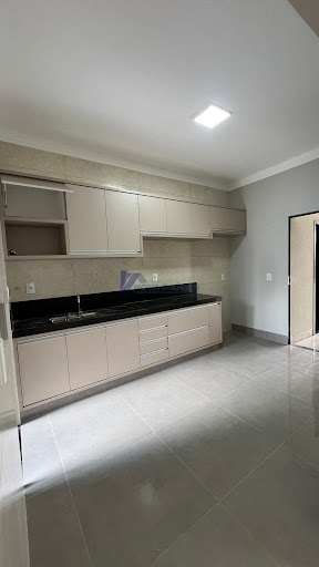 Casa 03 Dorm. em Setor Pauzanes  -  Rio Verde