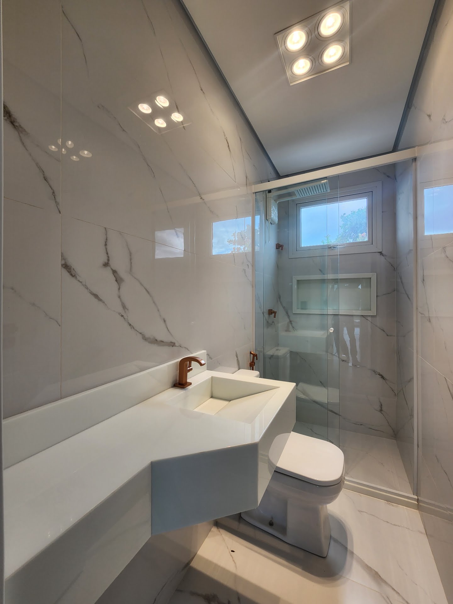 Casa à venda com 4 quartos, 3 suítes, 4 vagas e 165m² no Sim, Feira de Santana (BA) — foto 12 de 14