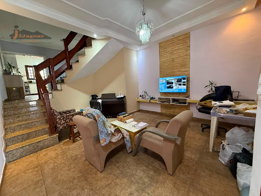 Casa à venda no Gopoúva, Guarulhos: 3 dorms, suíte e 2 banheiros