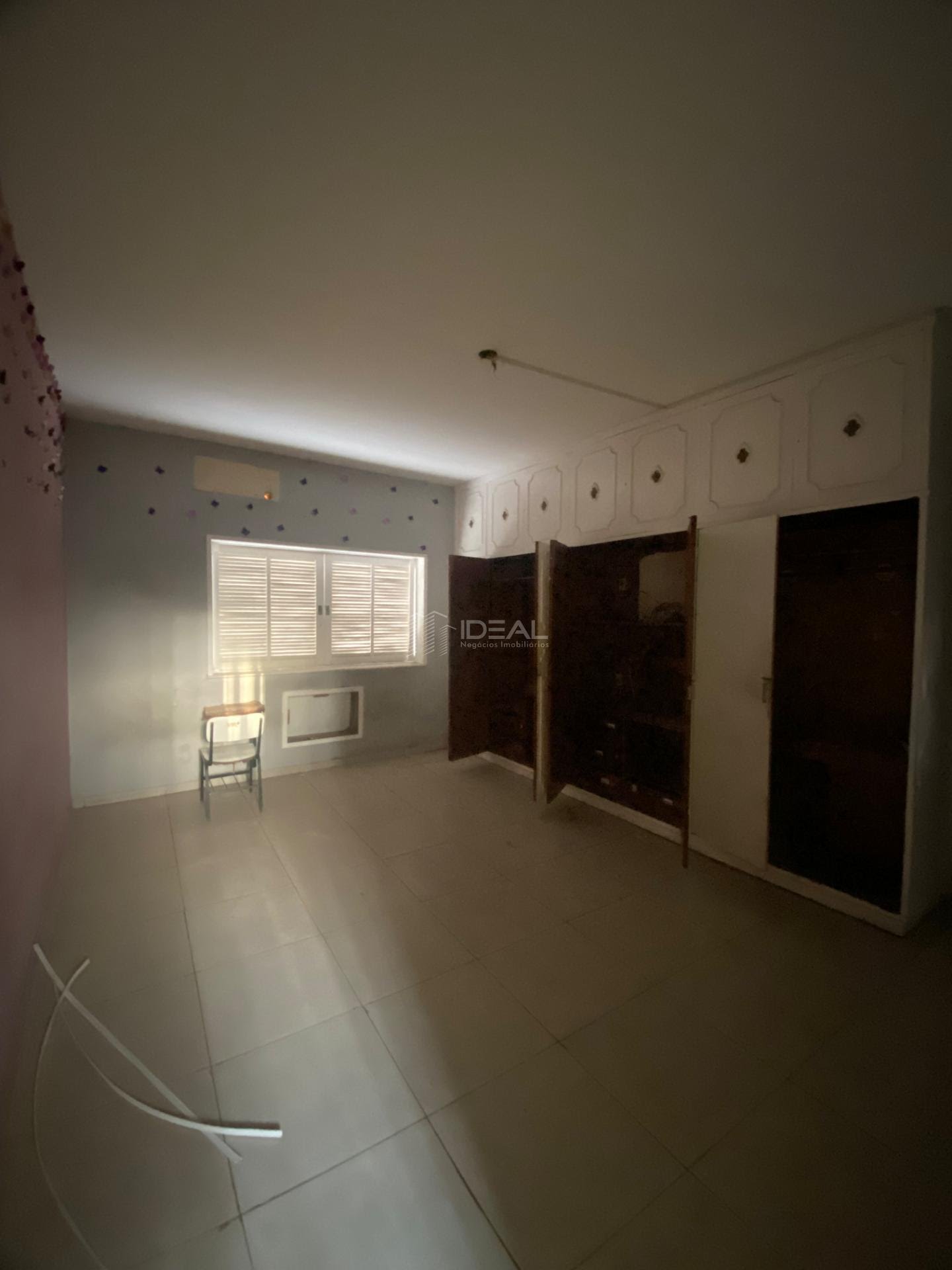 Casa para alugar com 4 quartos, 1 suíte, 4 vagas e 380m² no Parque Tamandaré, Campos dos Goytacazes (RJ) — foto 15 de 30
