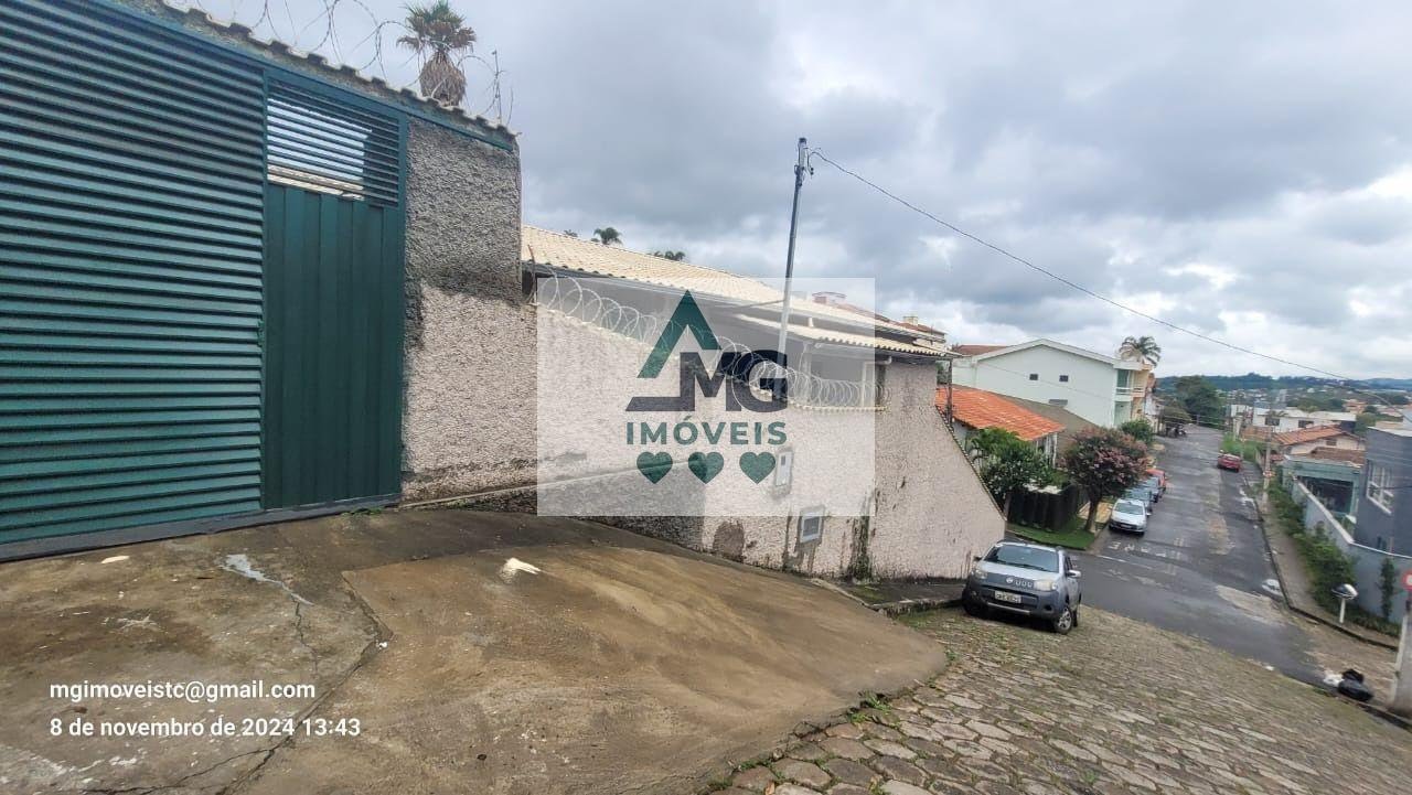 Casa à venda com 3 quartos, 3 suítes, 4 vagas e 800m² no Chácara das Rosas, Três Corações (MG) — foto 22 de 30