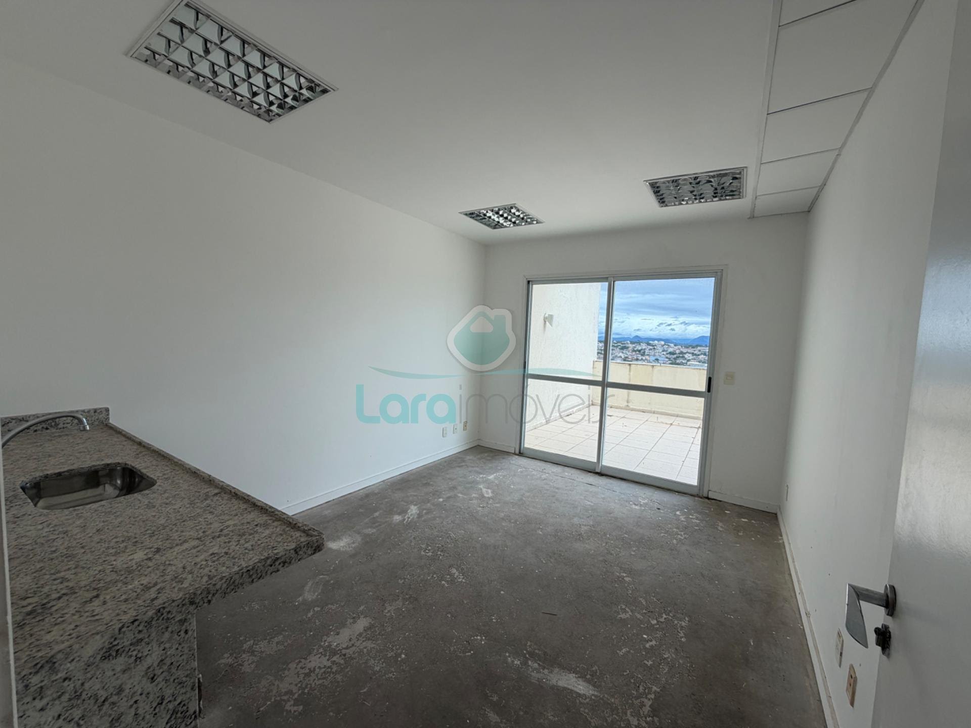Comercial para alugar com 1 banheiro, 1 vaga e 60m² no Imbetiba, Macaé (RJ) — foto 12 de 12
