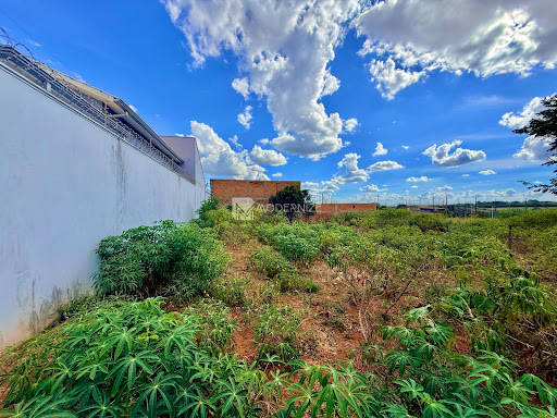 Lote / Terreno em Residencial Village II  -  Catalão