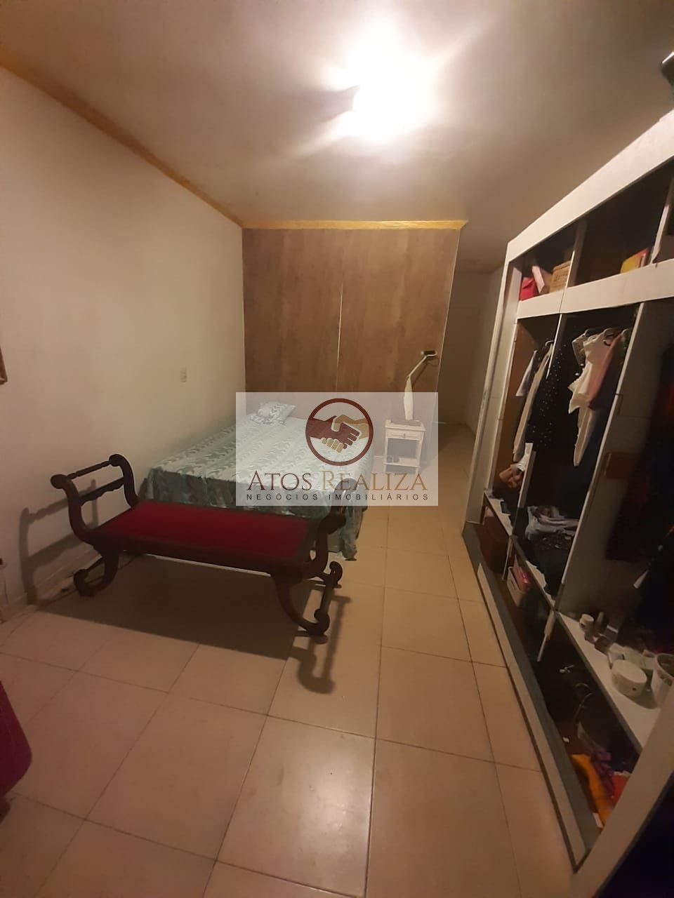 Casa à venda com 3 quartos, 1 suíte, 4 vagas e 150m² no Jardim Sabara, São Paulo (SP) — foto 9 de 17