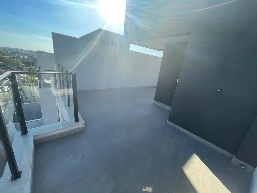 Casa à venda com 3 quartos, 1 suíte, 1 vaga e 110m² no Planalto, Belo Horizonte (MG) — foto 11 de 16