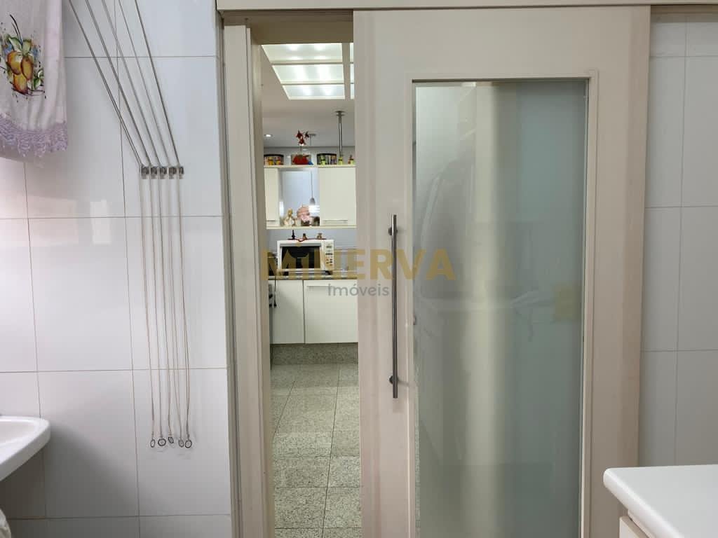 Apartamento à venda com 4 quartos, 3 suítes, 4 vagas e 215m² no Tatuapé, São Paulo (SP) — foto 19 de 30