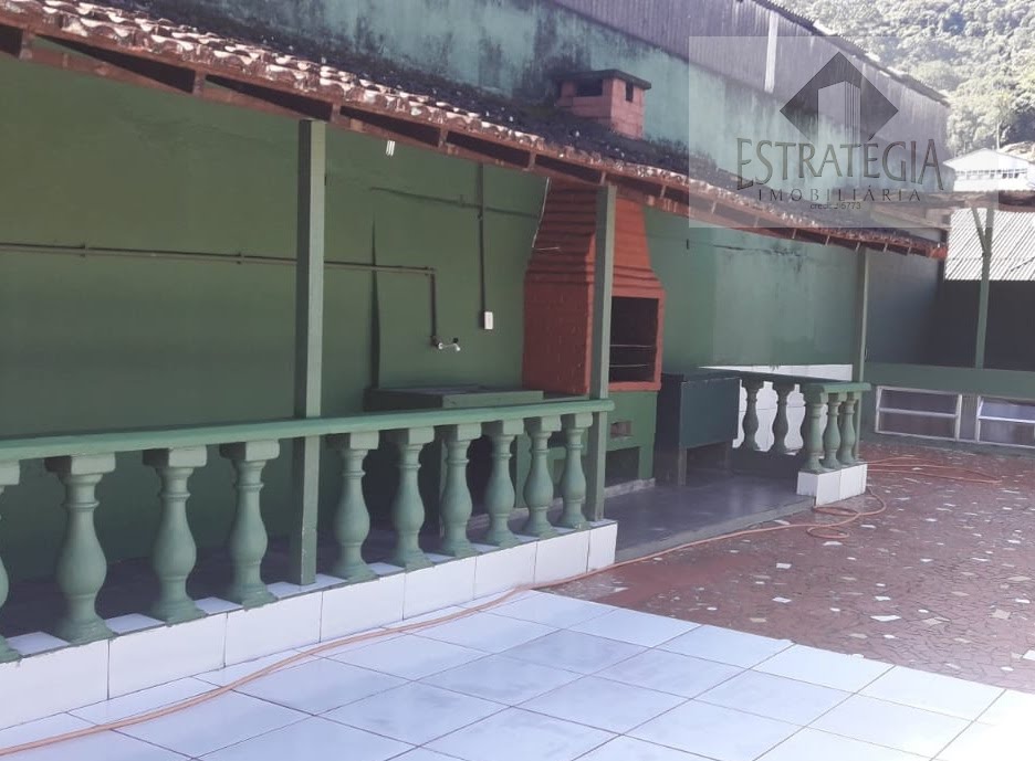 Casa à venda com 3 quartos, 2 banheiros, 5 vagas e 155m² no Castrioto, Petrópolis (RJ) — foto 11 de 17