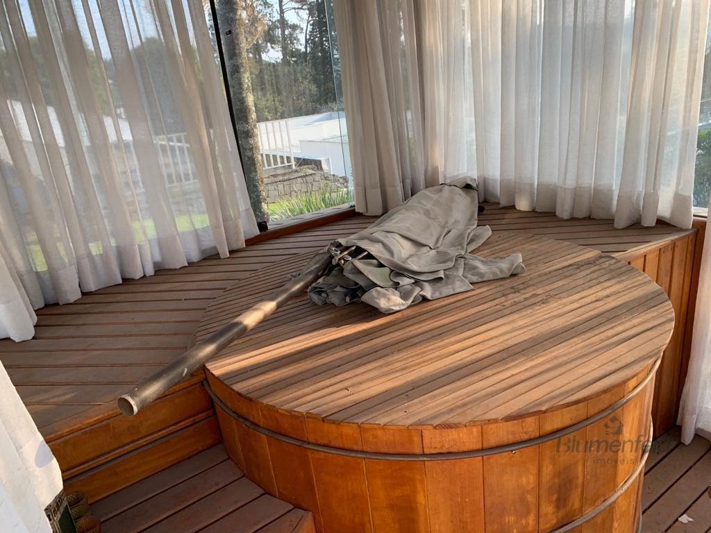 Casa à venda com 2 banheiros, 4 vagas e 1050m² no Condomínio Arujazinho IV, Arujá (SP) — foto 20 de 27