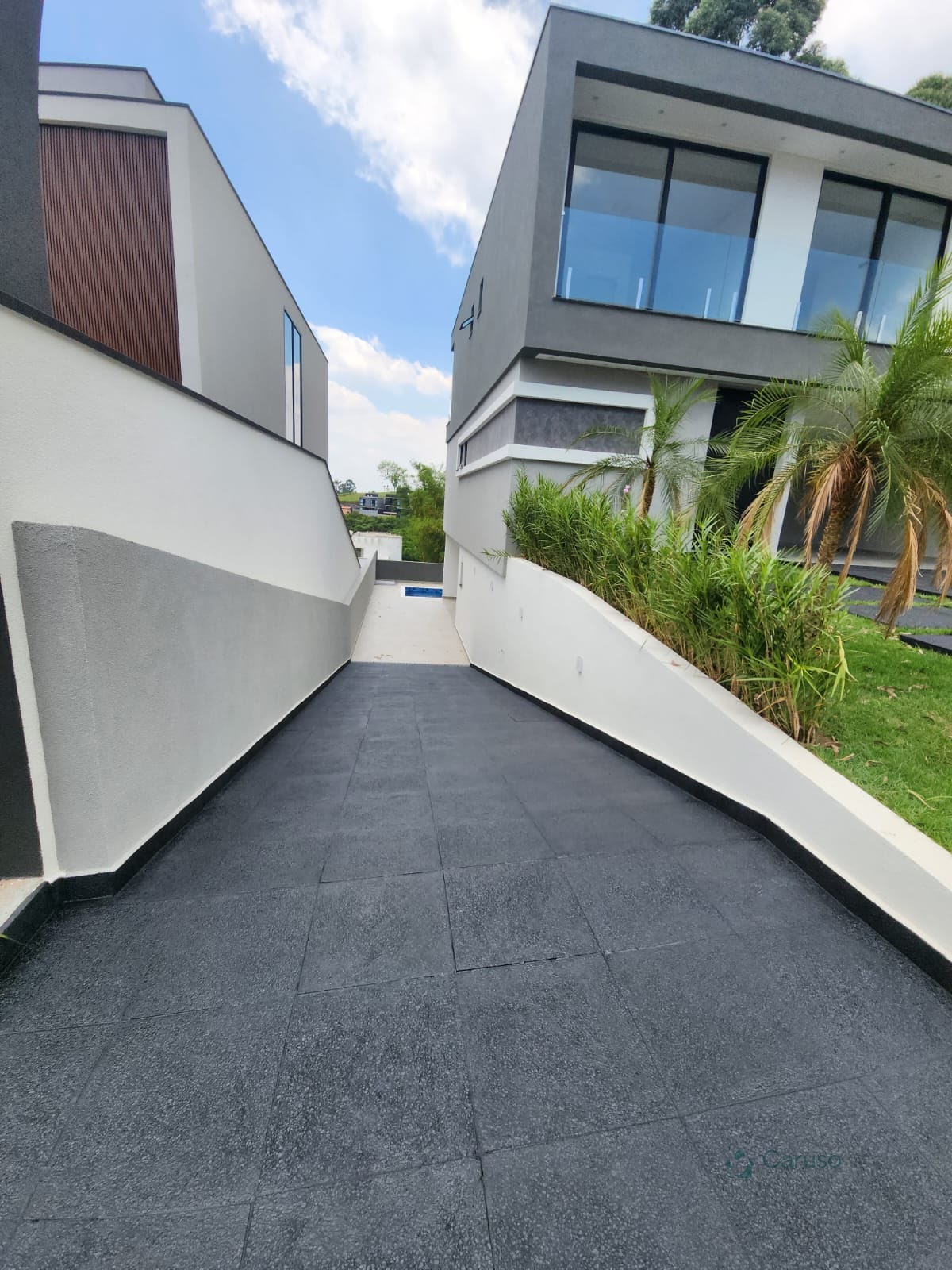 Casa à venda com 4 quartos, 4 suítes, 4 vagas e 300m² no Condomínio Real Park, Arujá (SP) — foto 5 de 18