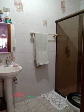 Casa à venda com 3 quartos, 1 suíte, 4 vagas e 250m² no Canhema, Diadema (SP) — foto 12 de 20