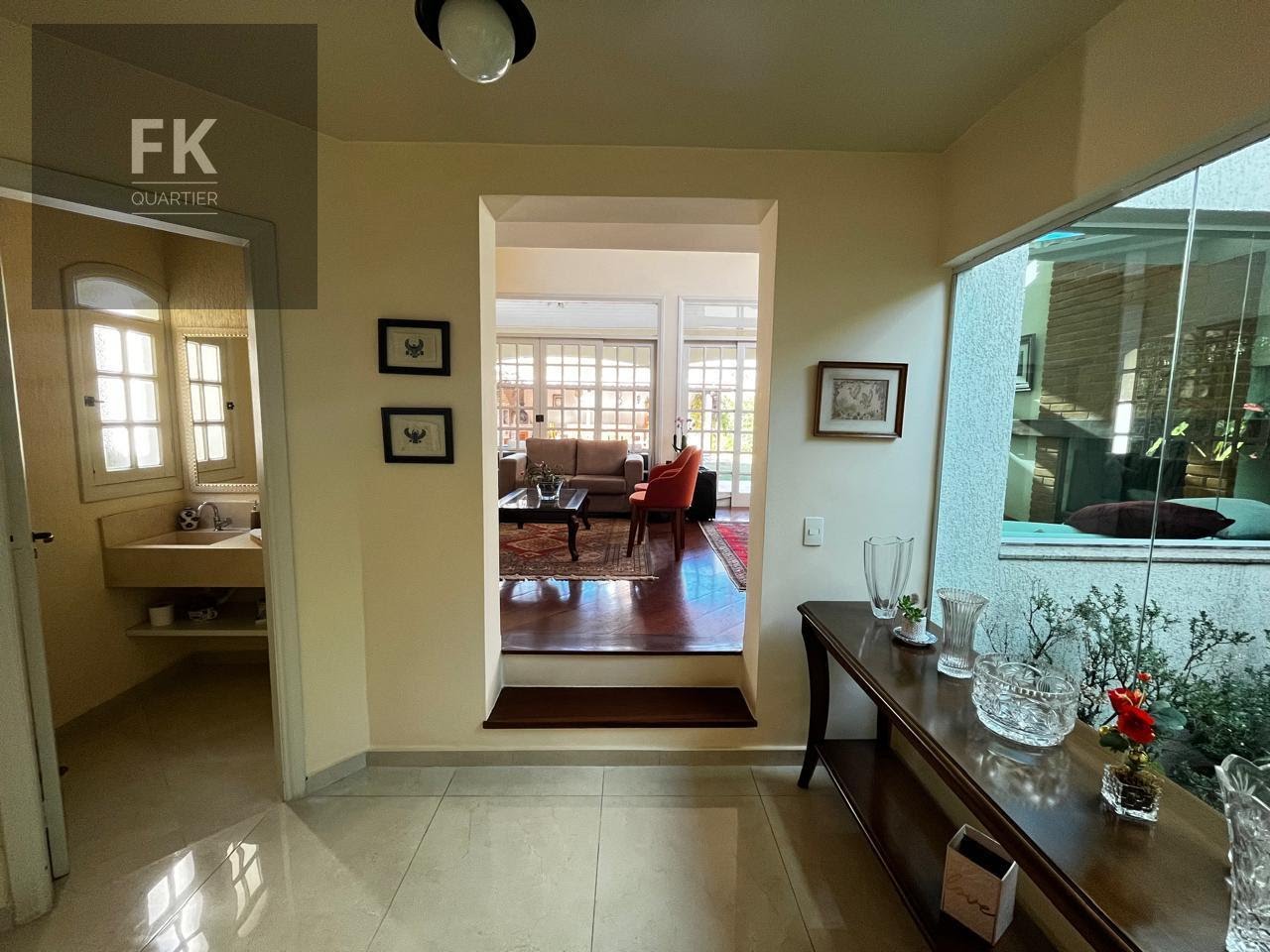 Casa à venda com 3 quartos, 3 suítes, 4 vagas e 270m² no Alphaville Residencial Dois, Barueri (SP) — foto 12 de 13